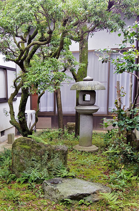 梅雨・草引・大忙